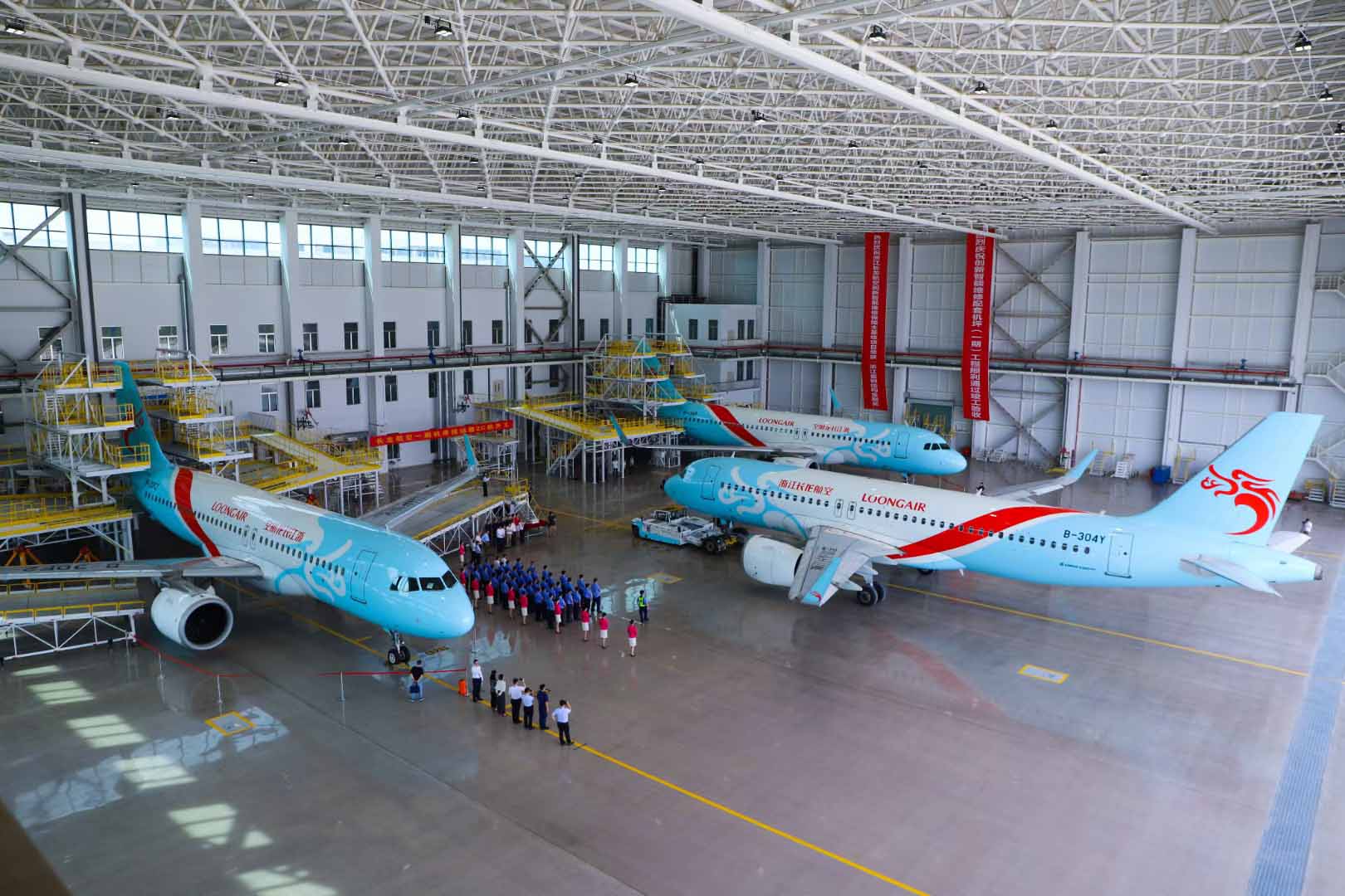 赋能航空新地标！杭州汇智新能源高空作业设备成功交付长龙航空新基地！