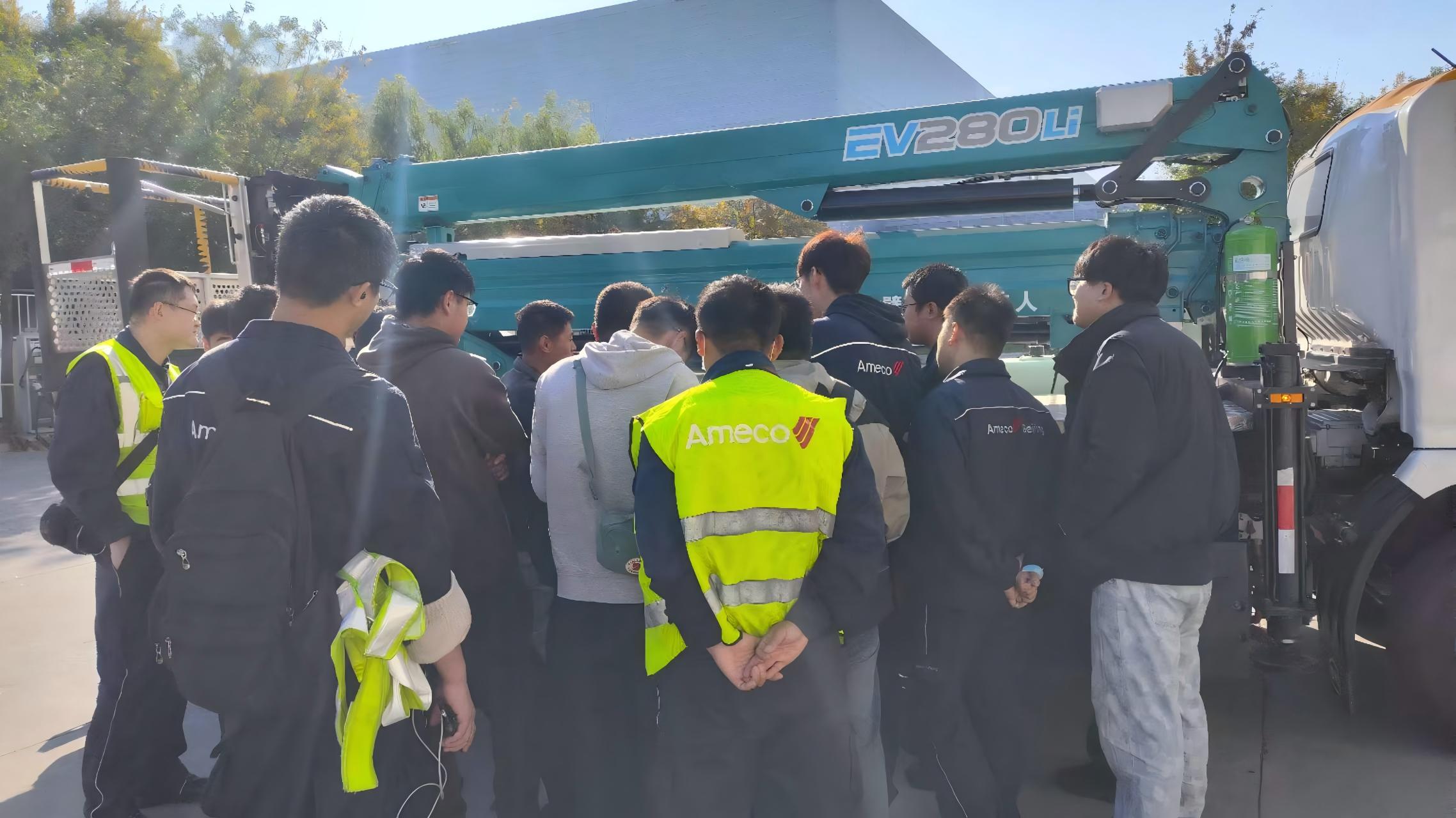 共筑航空安全防线 杭州汇智纯电高空车交付北京 Ameco